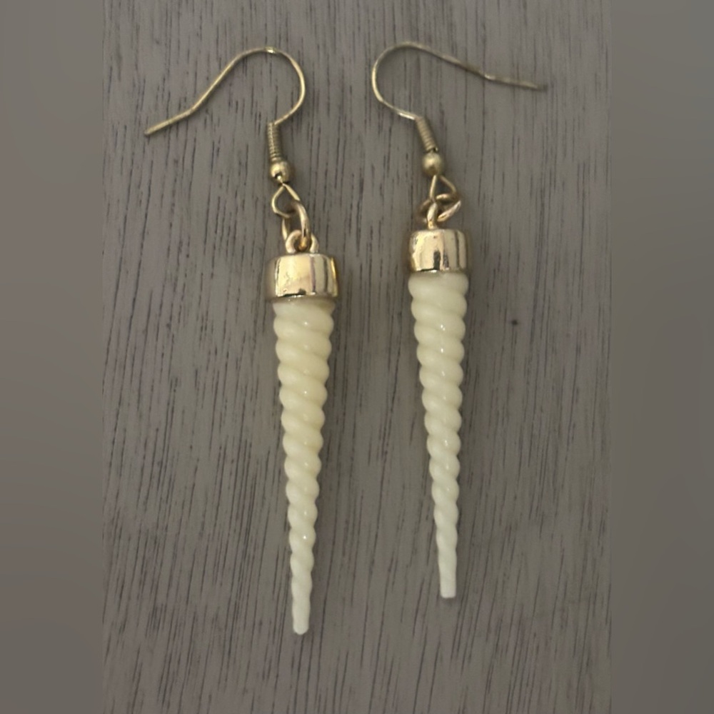 Handmade Gold-toned unicorn horn earrings.